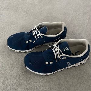 On Cloudflyer Blue Sneakers Running Size 7.5